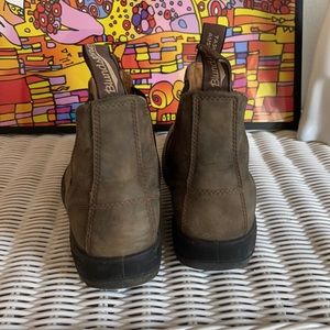 Men’s 6 1/2 blundstones